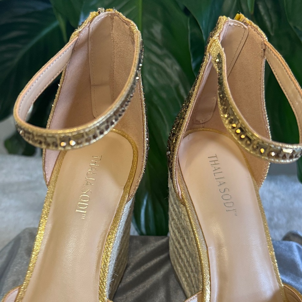 Thalia Sodi Mika Metallic Gold Espadrille Wedge Shoe Size 10M - Picture 6 of 11